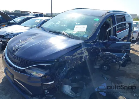 2019 Chrysler Pacifica Touring L из США, поврежденный, VIN 2C4RC1BG7KR560105